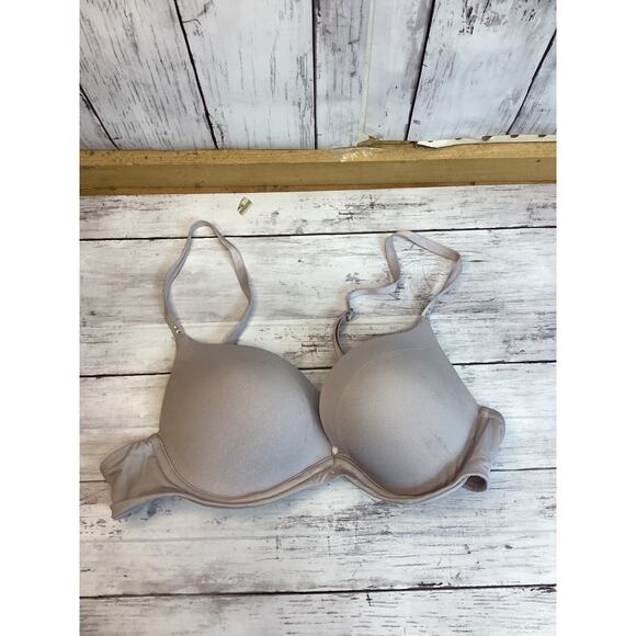 Victoria’s Secret Woman's Beige Underwire Padded Push-Up Bra 36B - Picture 1 of 3